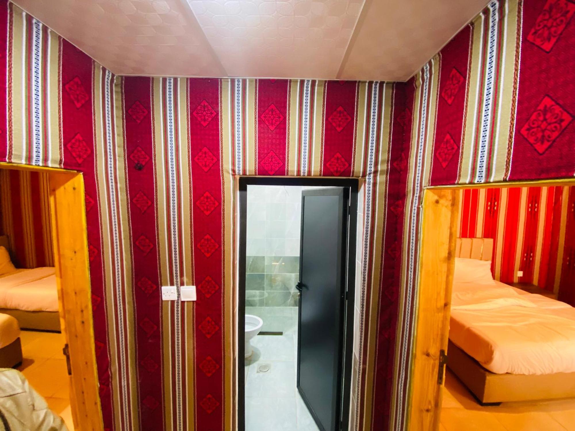 Wadi Rum Eagle Luxury Camp Kültér fotó